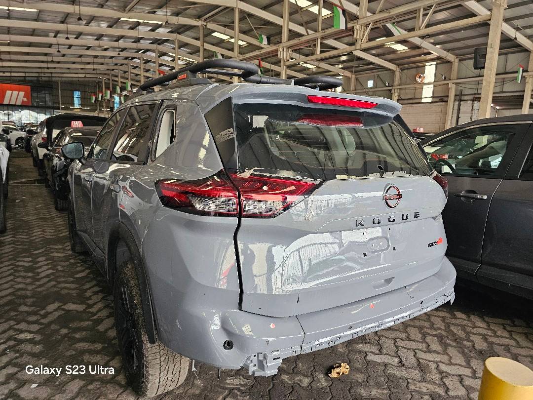 NISSAN ROGUE