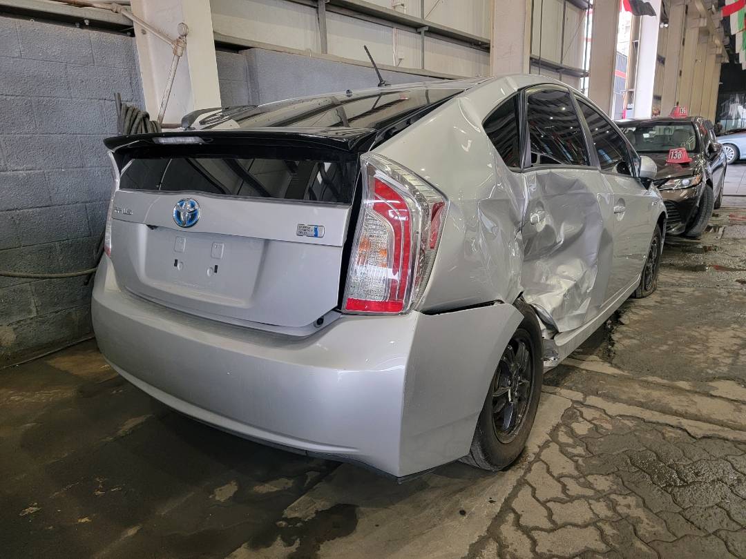 2012 TOYOTA PRIUS — 136390 Miles — Lot C5440966 — Main - Marhaba Auctions Used Cars - Image 5