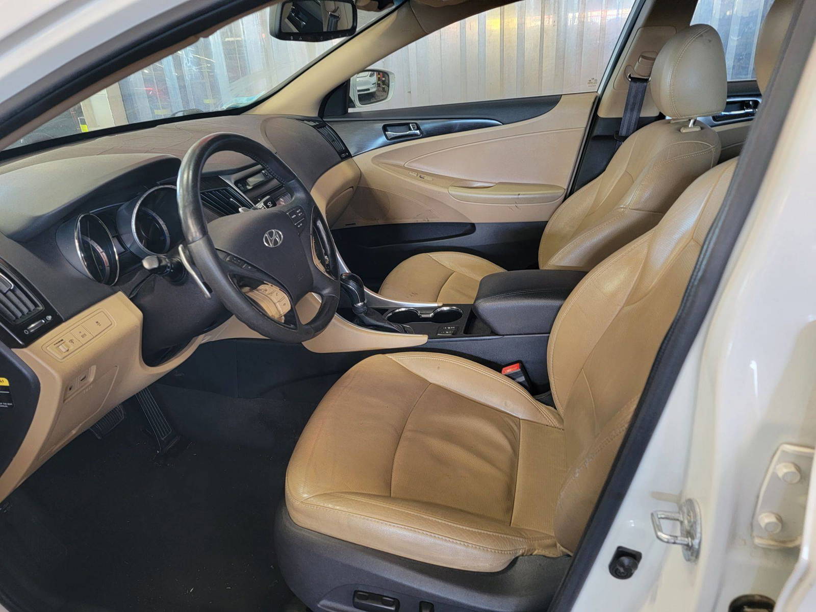 HYUNDAI SONATA 2012 - Marhaba Auction Used Cars - Image 8