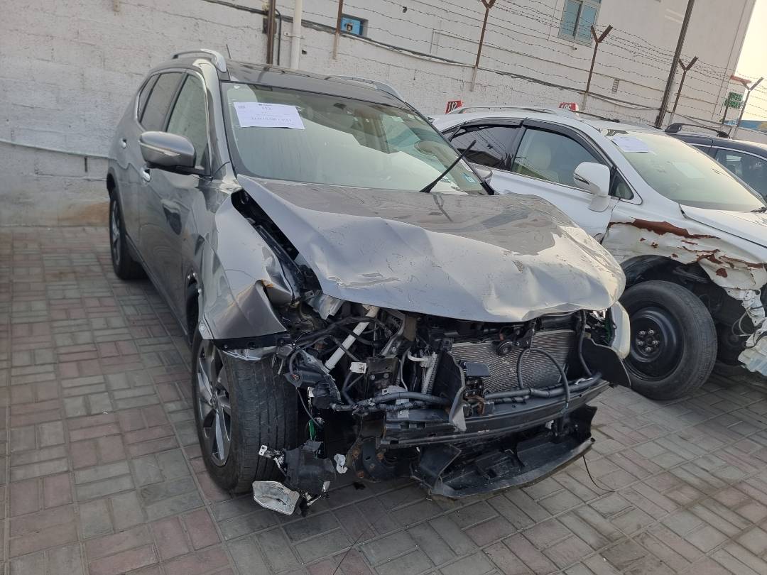 NISSAN ROGUE 2015 - Marhaba Auction Used Cars - Image 4