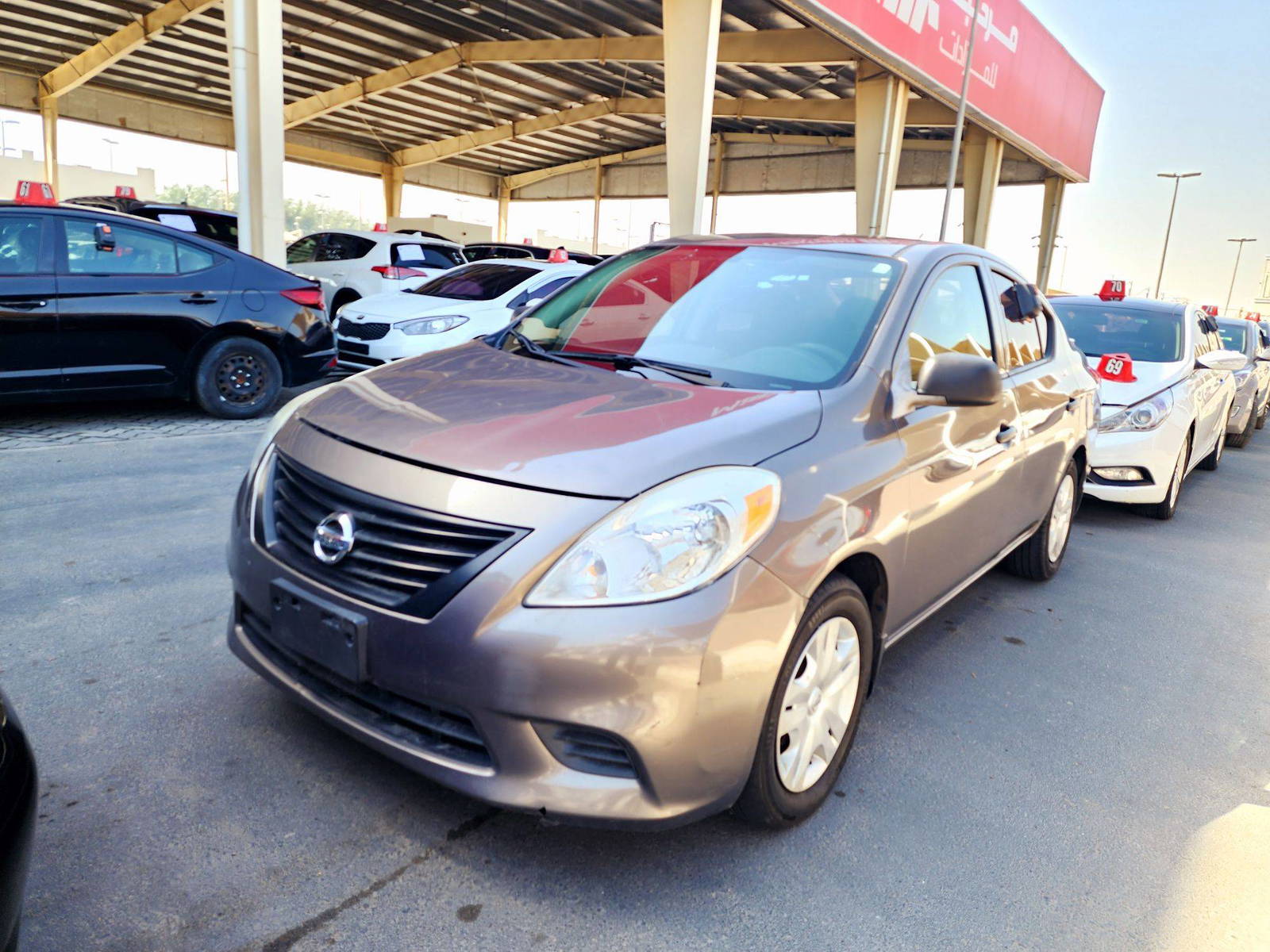 2014 NISSAN VERSA — 134296 Miles — Lot 7EL865063 — Souq - Marhaba Auctions Used Cars - Image 4