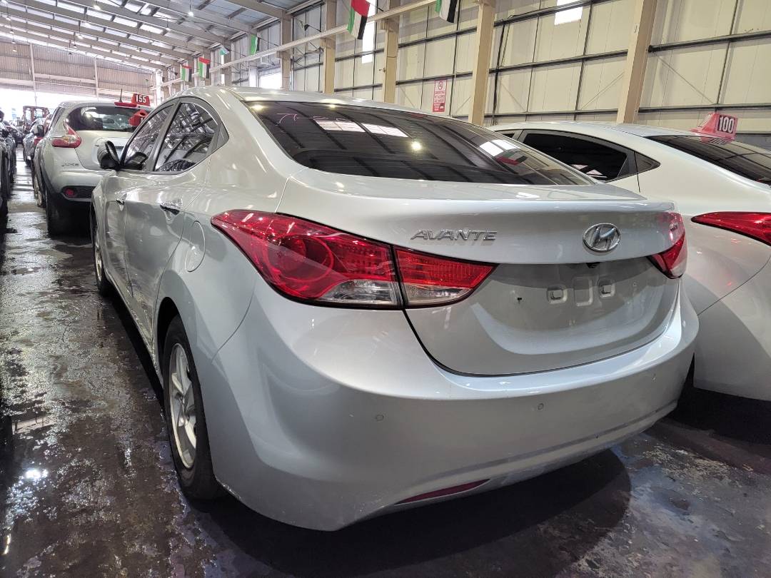 2014 HYUNDAI AVANTE — 206259 KM — Lot 26728 — Main - Marhaba Auctions Used Cars - Image 3