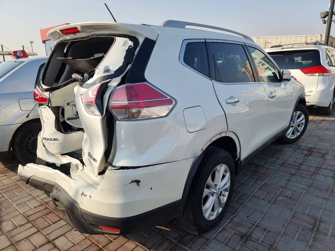 2015 NISSAN ROGUE — 155565 Miles — Lot 25487 — Ind. 12 - Marhaba Auctions Used Cars - Image 4