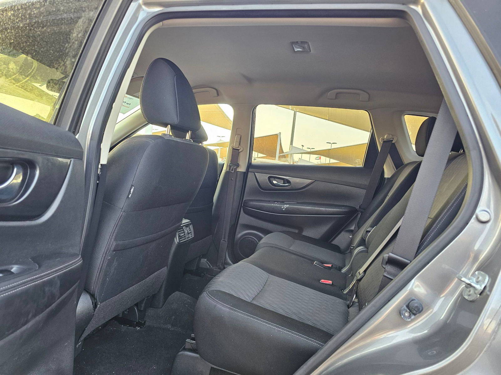 2017 NISSAN ROGUE — 108673 Miles — Lot XHW019049 — Souq - Marhaba Auctions Used Cars - Image 6