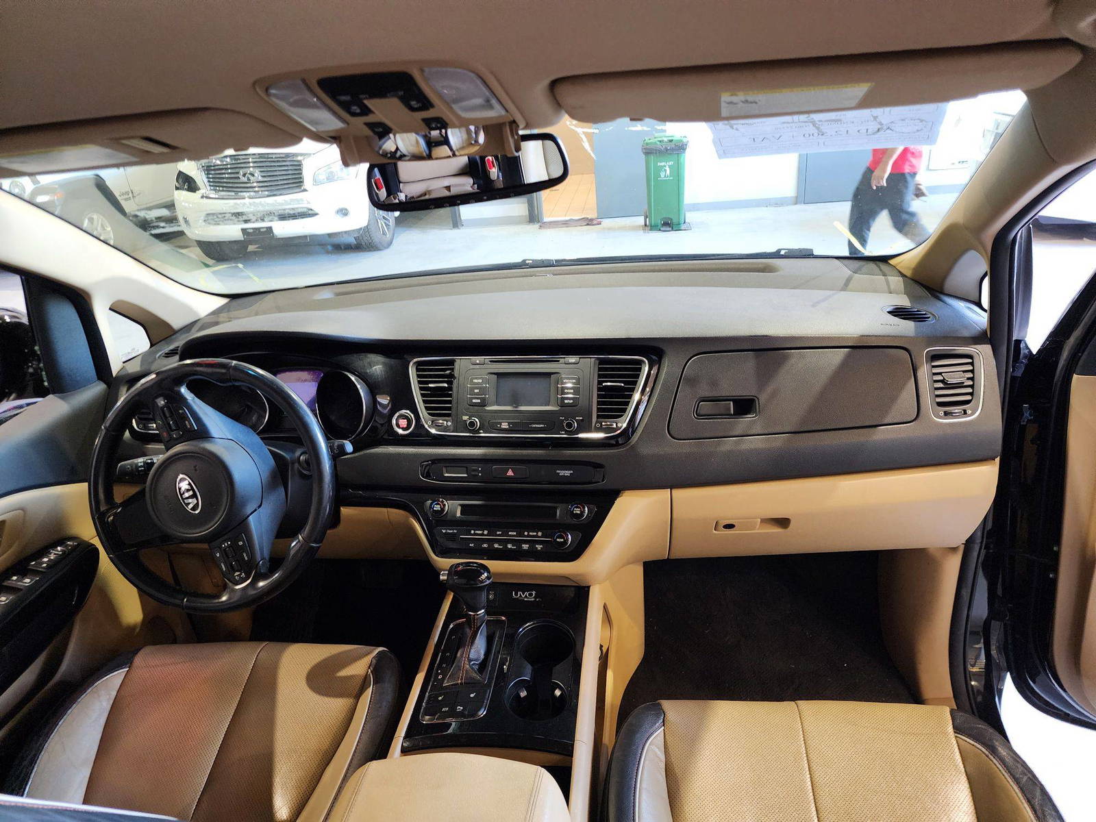 2016 KIA SEDONA — 179652 Miles — Lot 27779 — Al Quoz - Marhaba Auctions Used Cars - Image 11