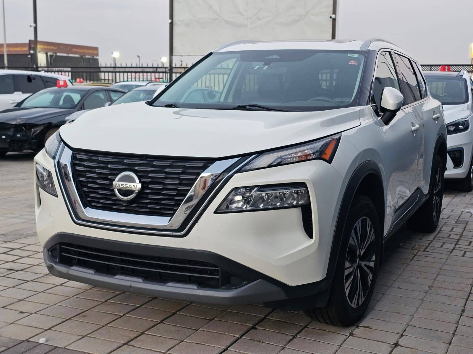 NISSAN ROGUE 2021 - Marhaba Auction Used Cars - Image 6