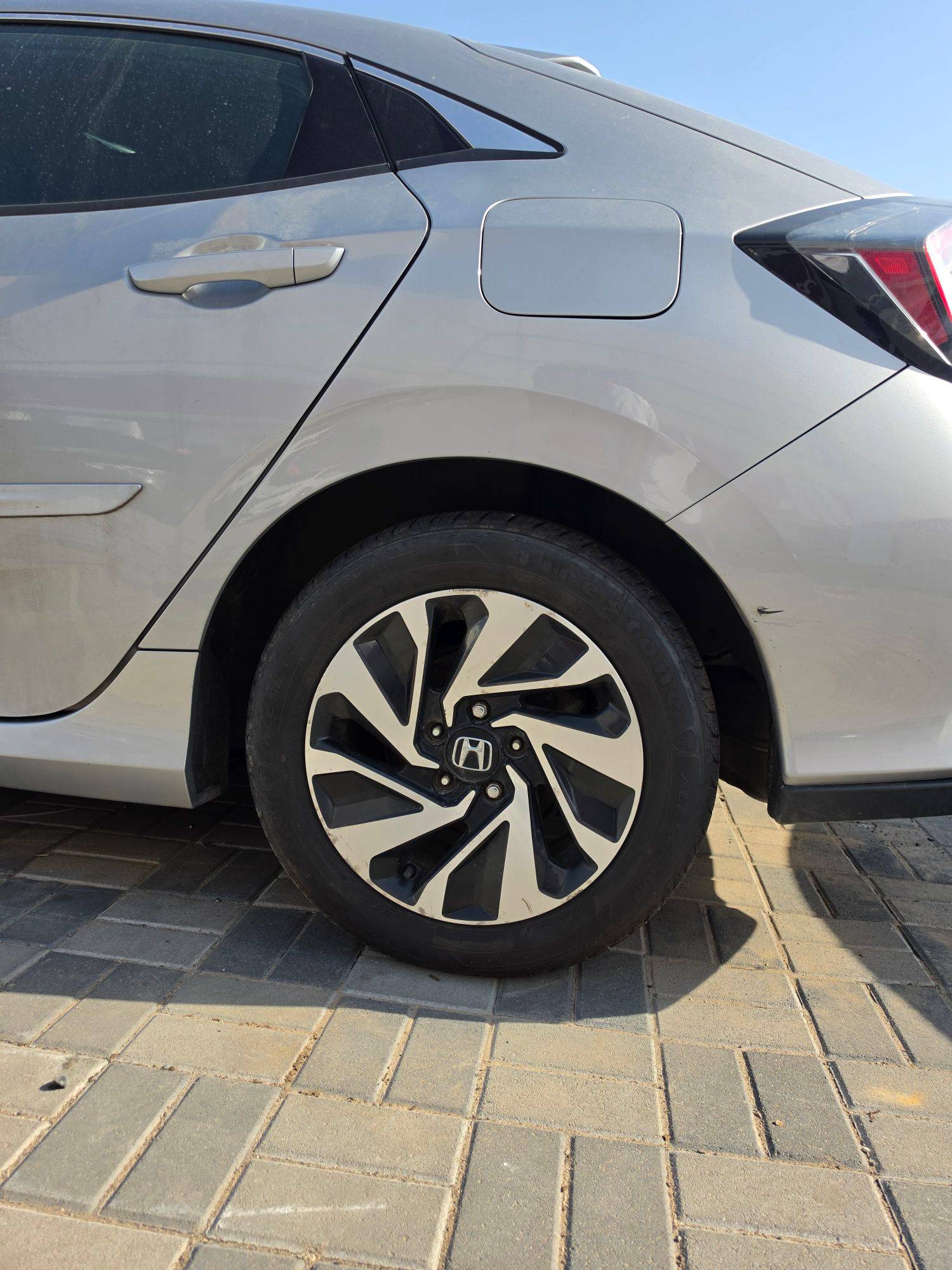 HONDA CIVIC 2018 - Marhaba Auction Used Cars - Image 7