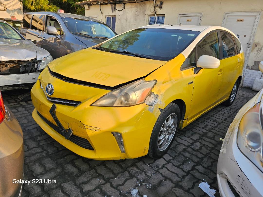 2012 TOYOTA PRIUS — 429515 Miles — Lot 3161142 — Main - Marhaba Auctions Used Cars - Image 3