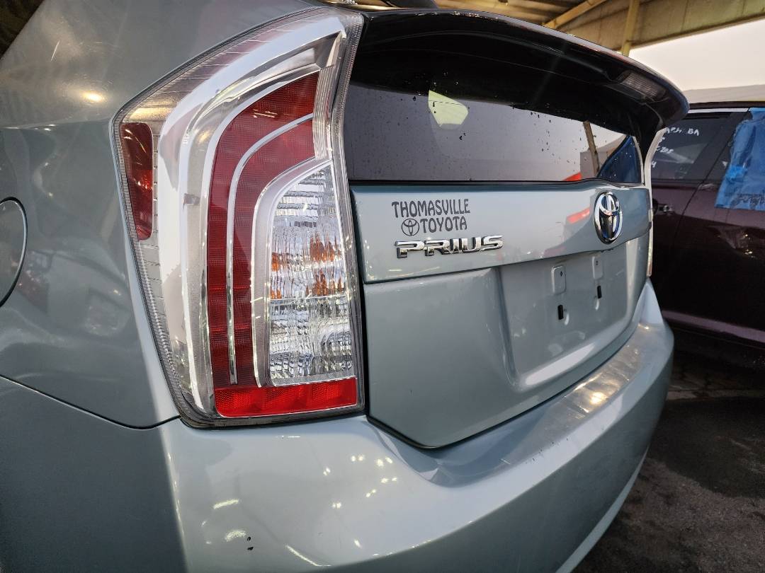 2012 TOYOTA PRIUS — 211383 Miles — Lot 37728414 - Marhaba Auctions Used Cars - Image 3