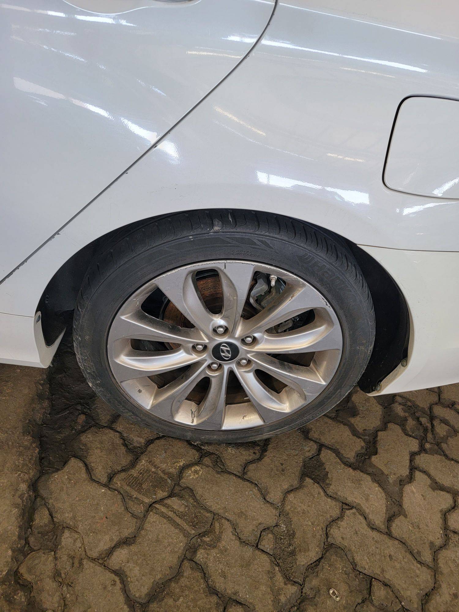 HYUNDAI SONATA 2012 - Marhaba Auction Used Cars - Image 7