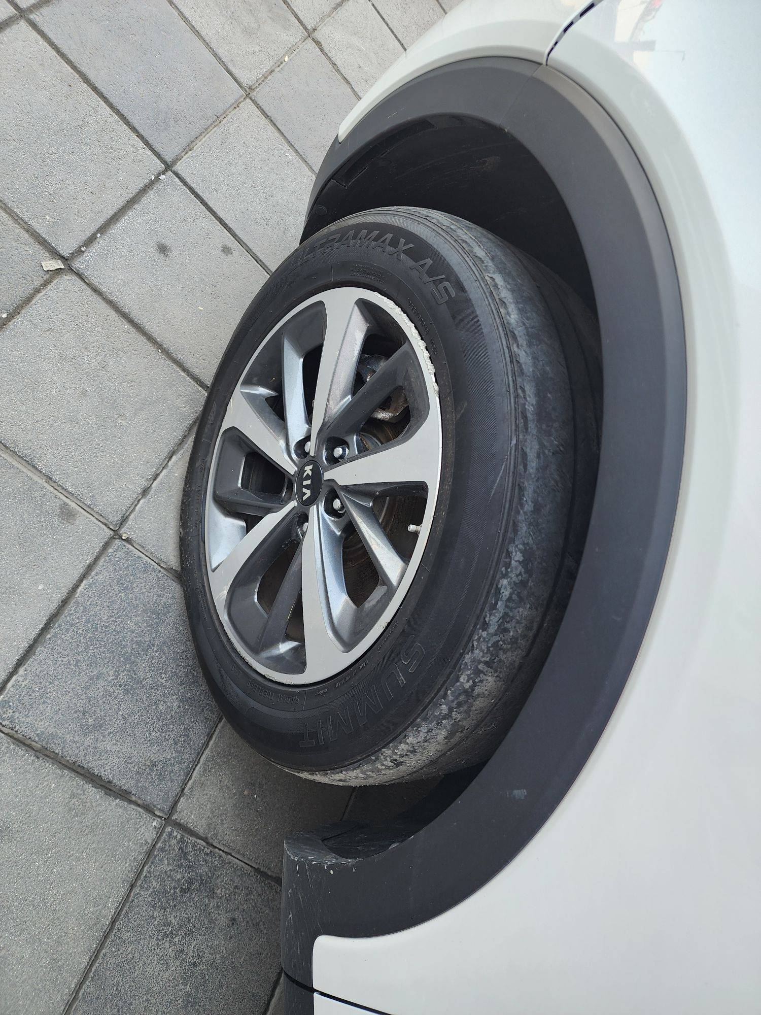 KIA SORENTO 2019 - Marhaba Auction Used Cars - Image 12