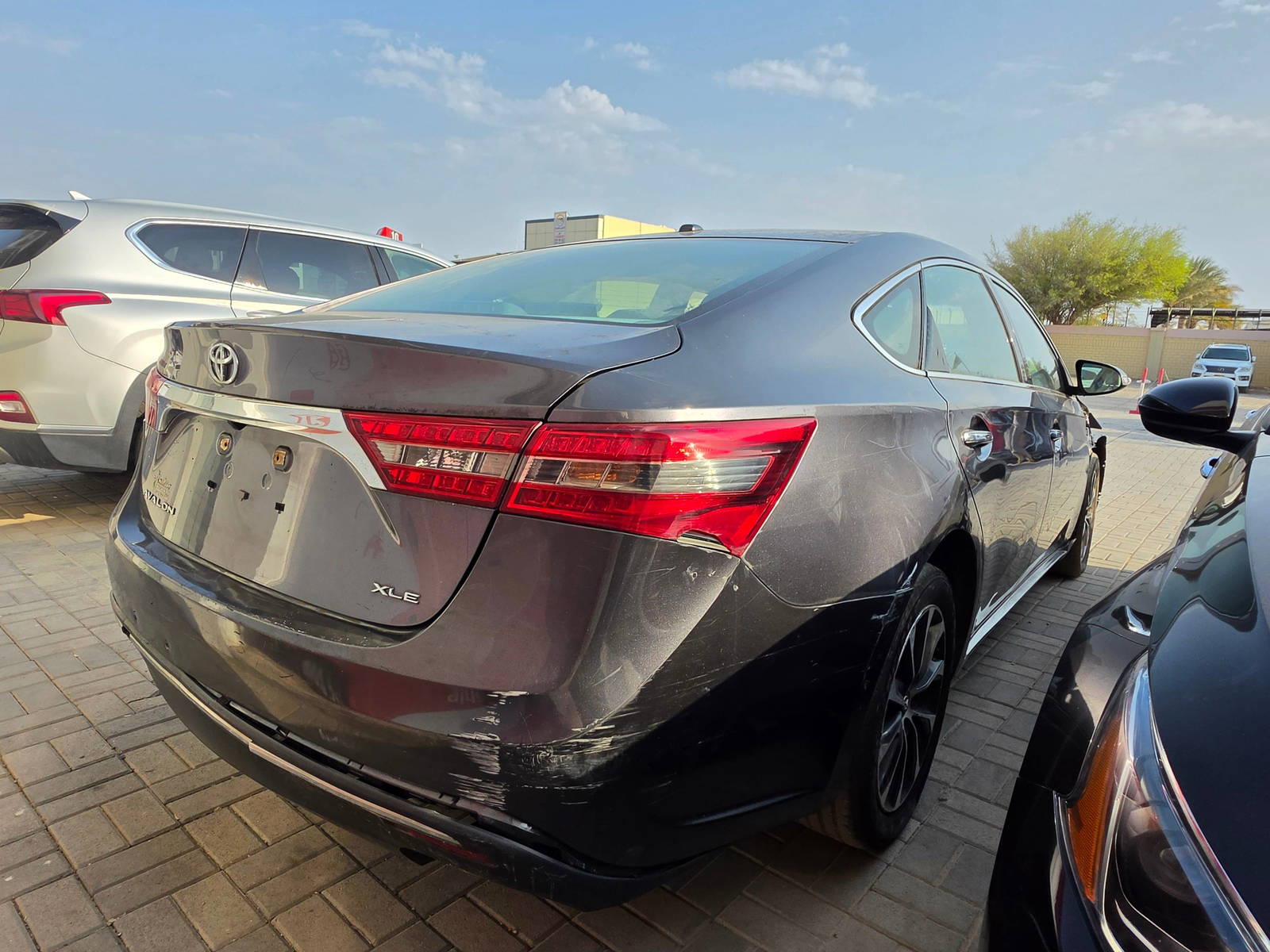 2016 TOYOTA AVALON — 127913 Miles — Lot 43976698 - Marhaba Auctions Used Cars - Image 4