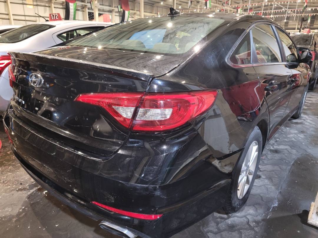 2015 HYUNDAI SONATA — 264975 Miles — Lot 71036943 - Marhaba Auctions Used Cars - Image 4