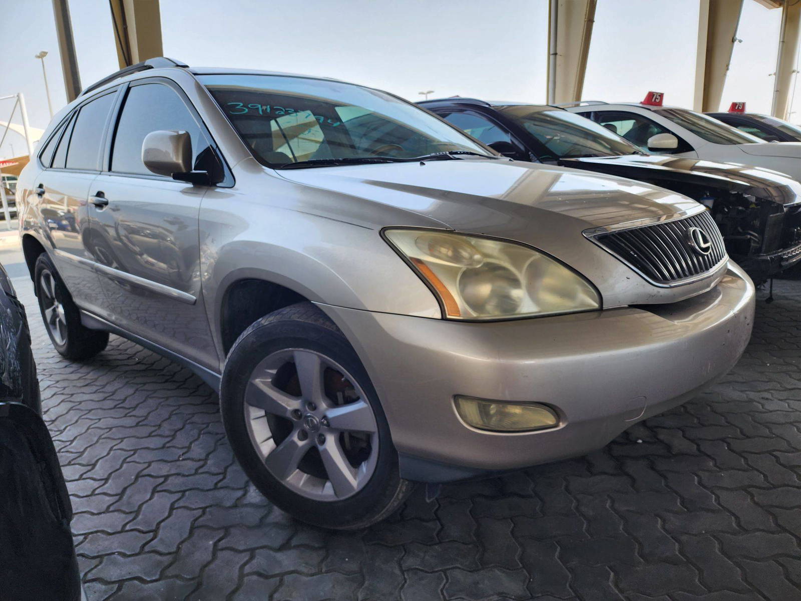 2007 LEXUS RX 350 — 231222 KM — Lot 5497 — Souq - Marhaba Auctions Used Cars - Image 7