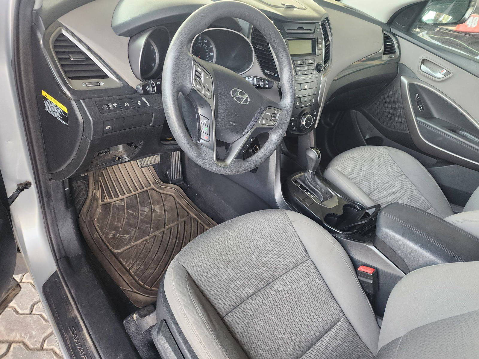 2016 HYUNDAI SANTA FE — 130030 Miles — Lot 71668923 - Marhaba Auctions Used Cars - Image 9