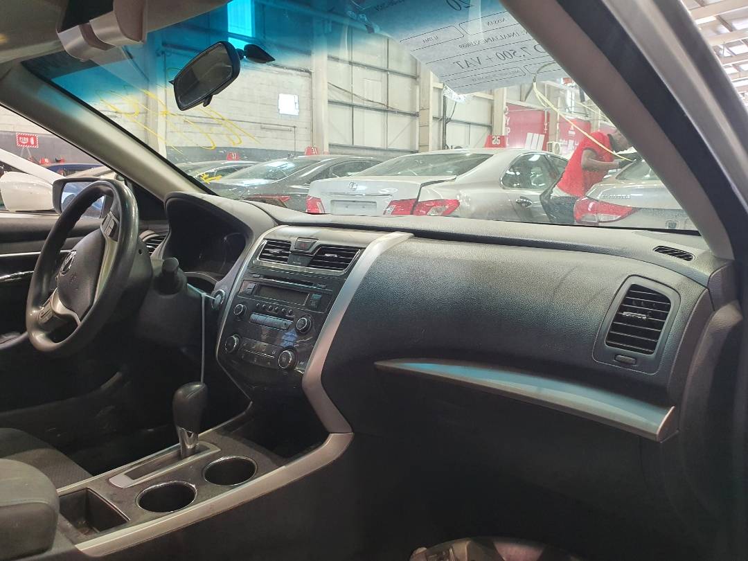 2014 NISSAN ALTIMA — 207276 Miles — Lot 43073934 — Main - Marhaba Auctions Used Cars - Image 4