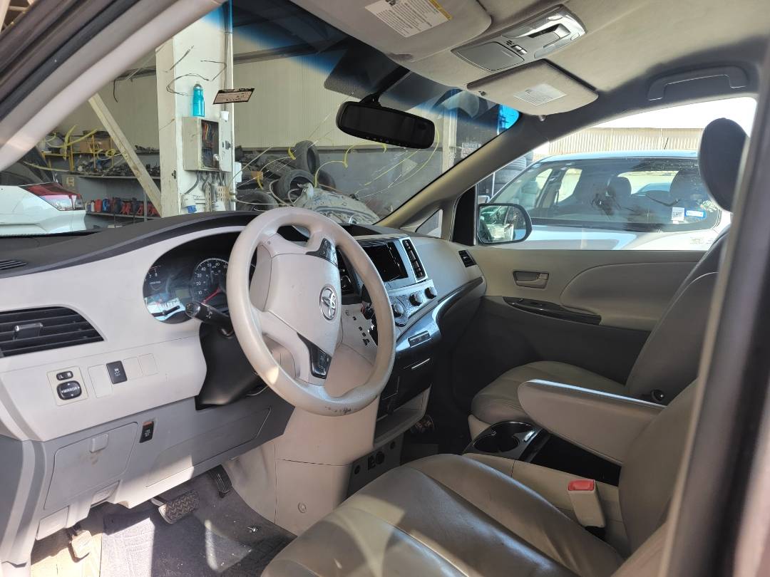 2011 TOYOTA SIENNA — 252000 Miles — Lot 018152 — Main - Marhaba Auctions Used Cars - Image 6