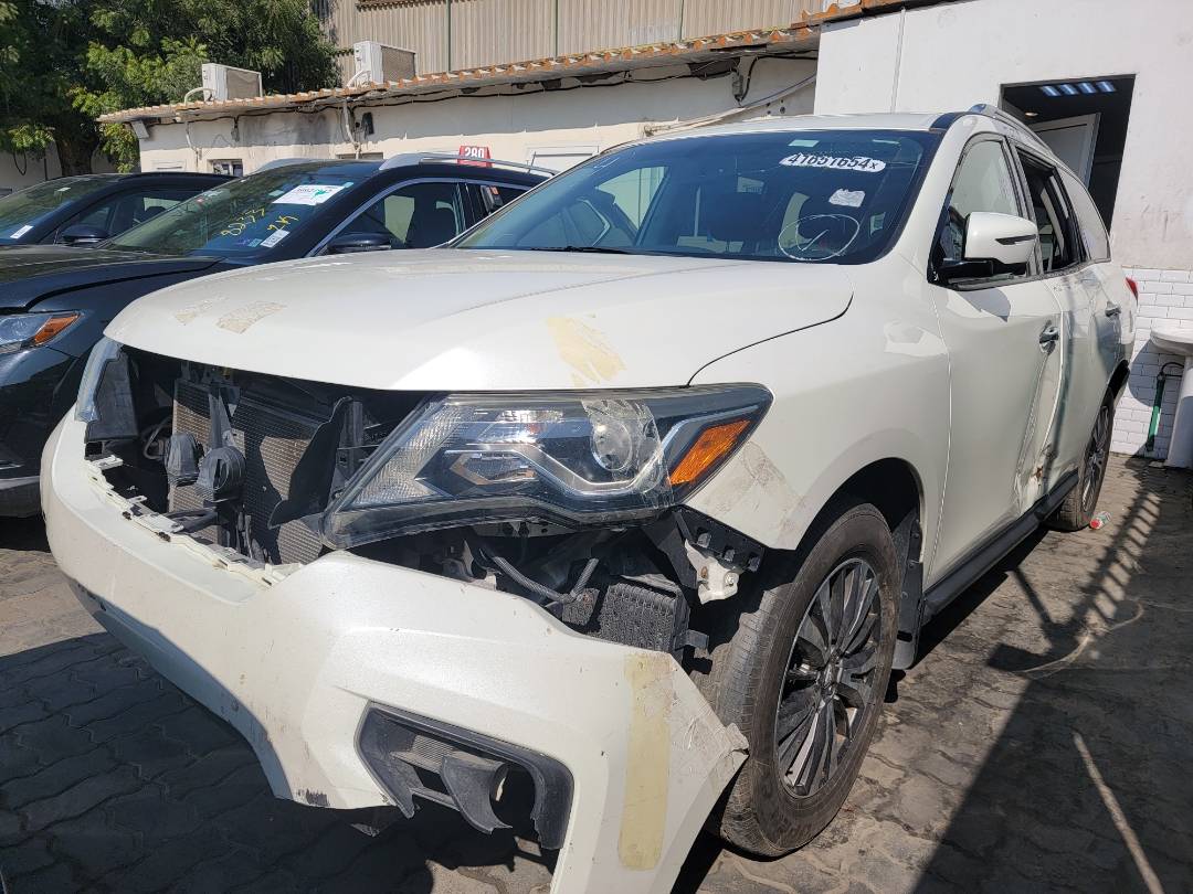 2017 NISSAN PATHFINDER — 161572 Miles — Lot 902510 — Main - Marhaba Auctions Used Cars - Image 4