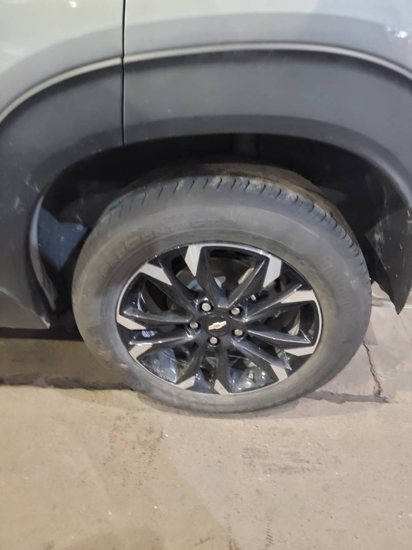 2023 CHEVROLET TRAILBLAZER — 28219 Miles — Lot B057809 — Main - Marhaba Auctions Used Cars - Image 9