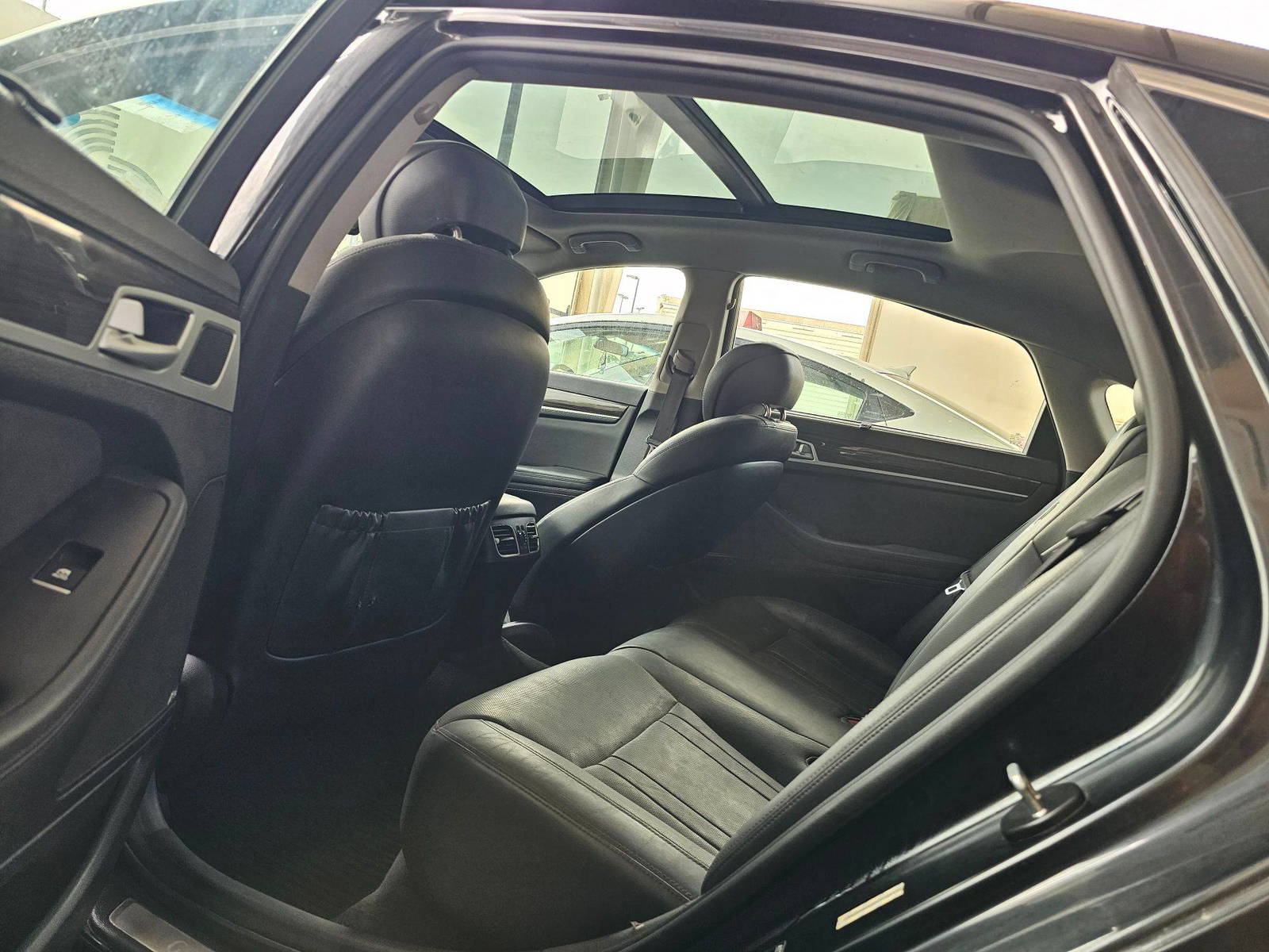 2008 INFINITI FX35 — 293757 KM — Lot 215487 — Ind. 12 - Marhaba Auctions Used Cars - Image 14