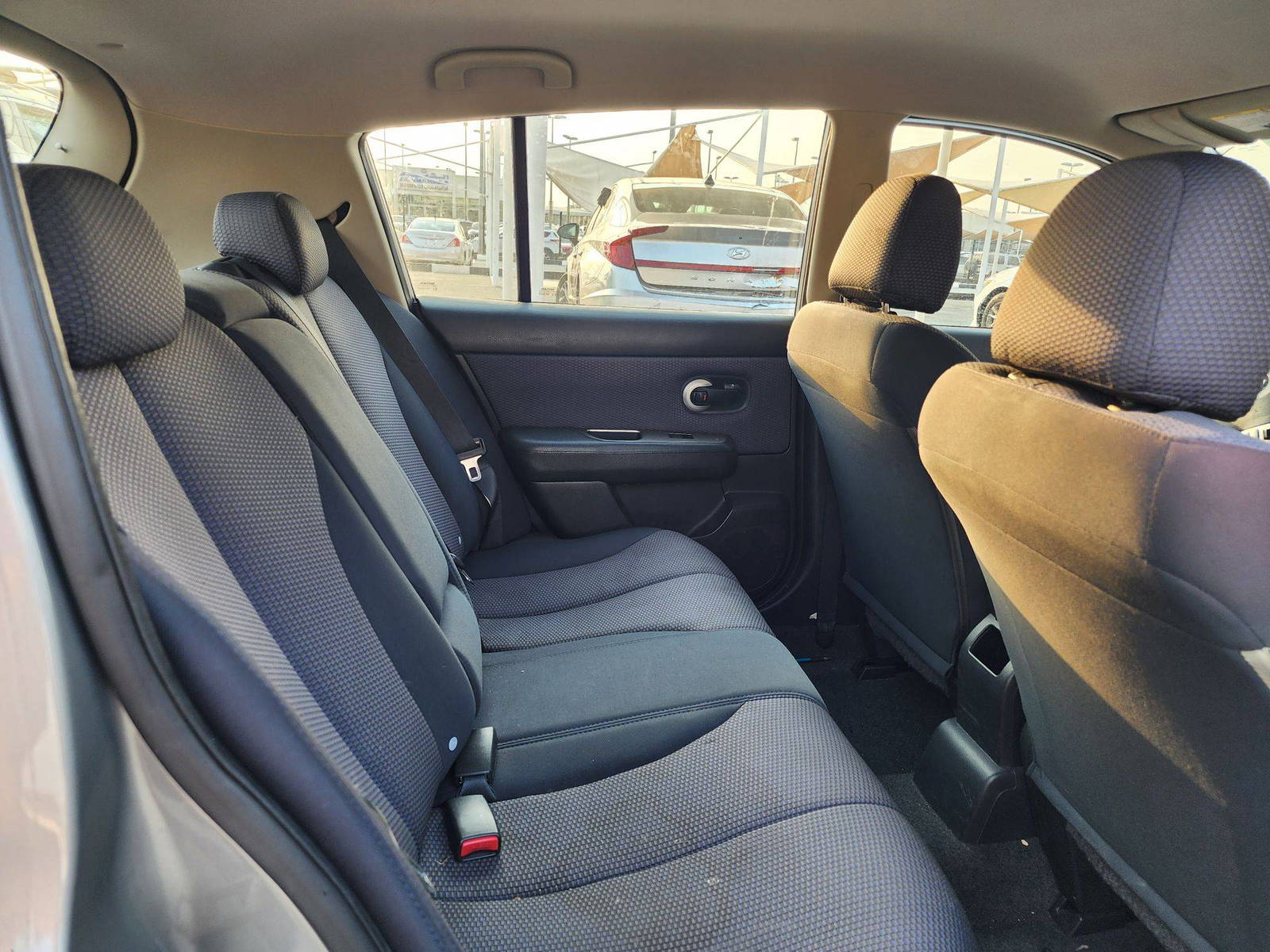 2008 NISSAN VERSA — 153669 Miles — Lot 39077167 — Souq - Marhaba Auctions Used Cars - Image 4