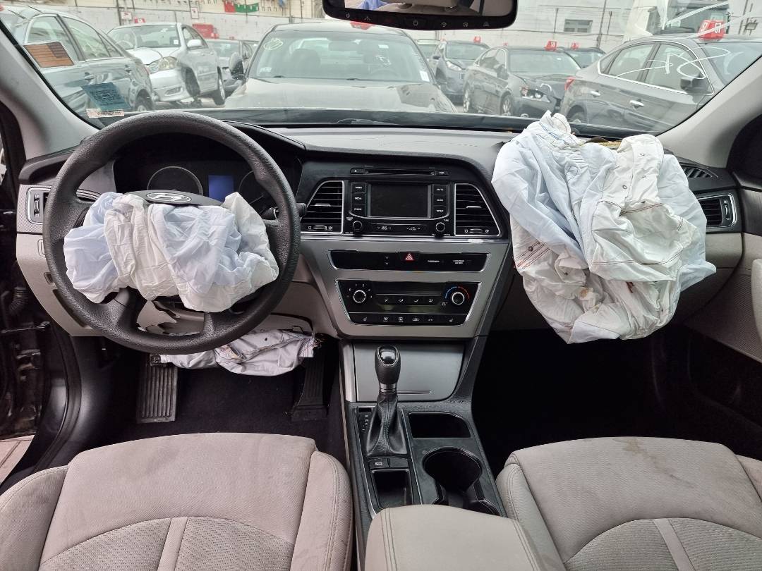 2015 HYUNDAI SONATA — 94266 Miles — Lot 214578 — Ind. 12 - Marhaba Auctions Used Cars - Image 8