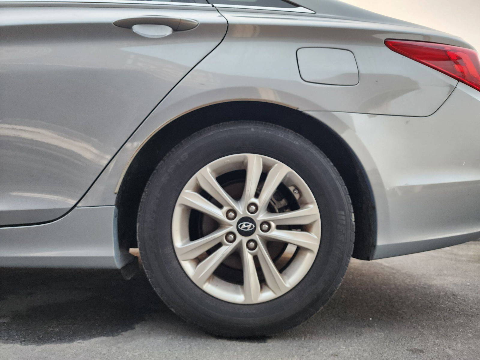 2011 HYUNDAI SONATA — 166676 Miles — Lot 38837591 — Souq - Marhaba Auctions Used Cars - Image 12