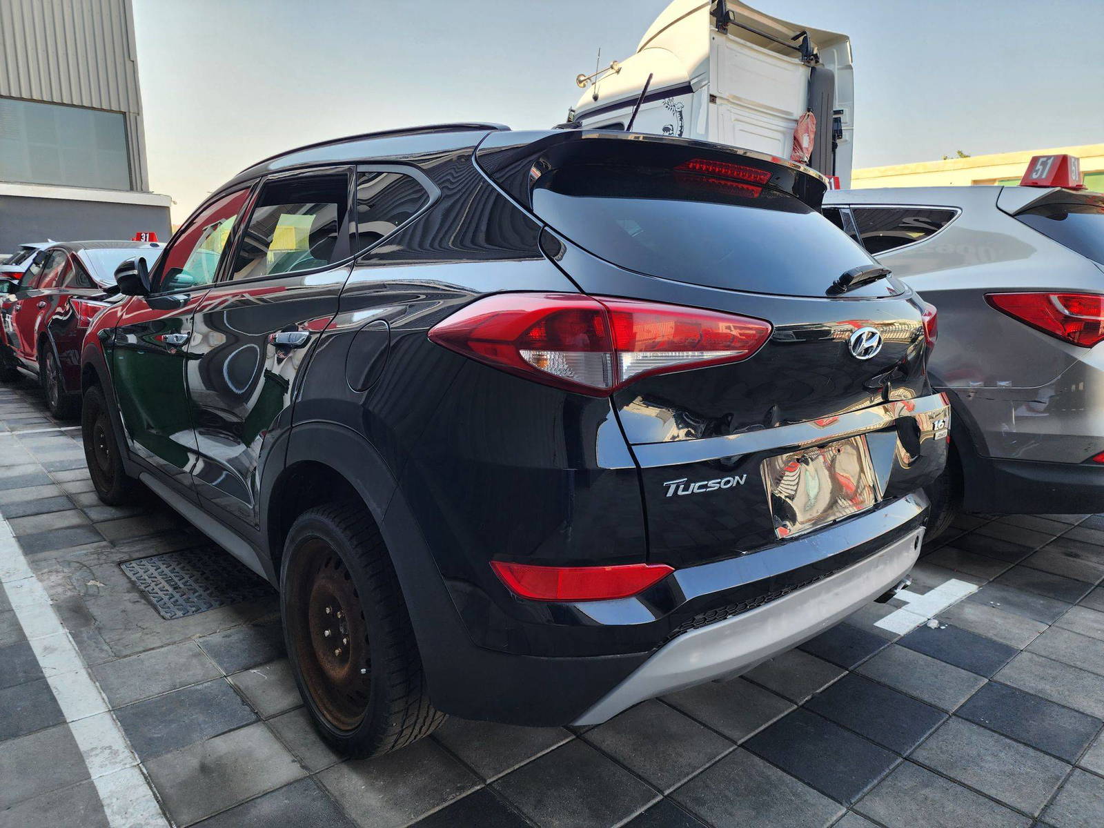 2017 HYUNDAI TUCSON — 145861 KM — Lot 56867 — Main - Marhaba Auctions Used Cars - Image 3