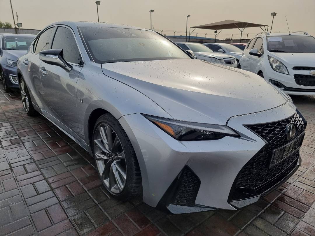 2022 LEXUS IS 300 — 55562 KM — Lot 50215 — Ind. 12 - Marhaba Auctions Used Cars - Image 3