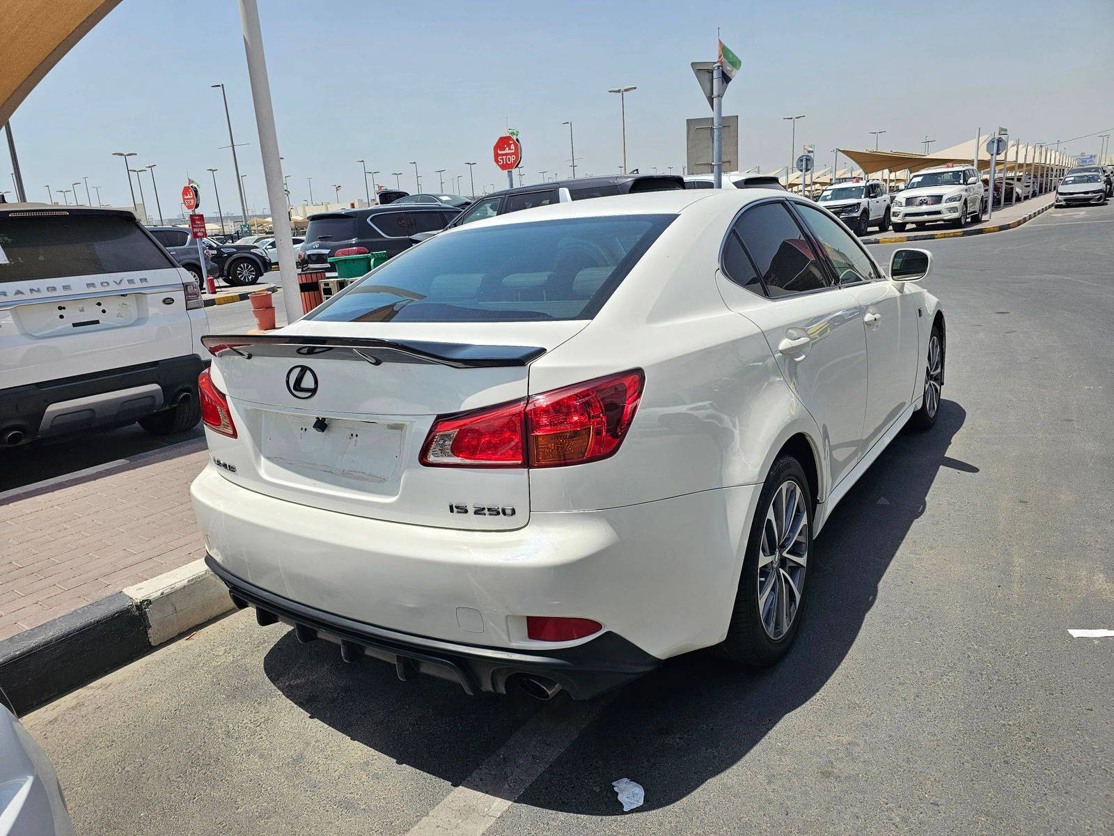 2006 LEXUS IS 250 — 149521 KM — Lot 165006024 — Souq - Marhaba Auctions Used Cars - Image 4