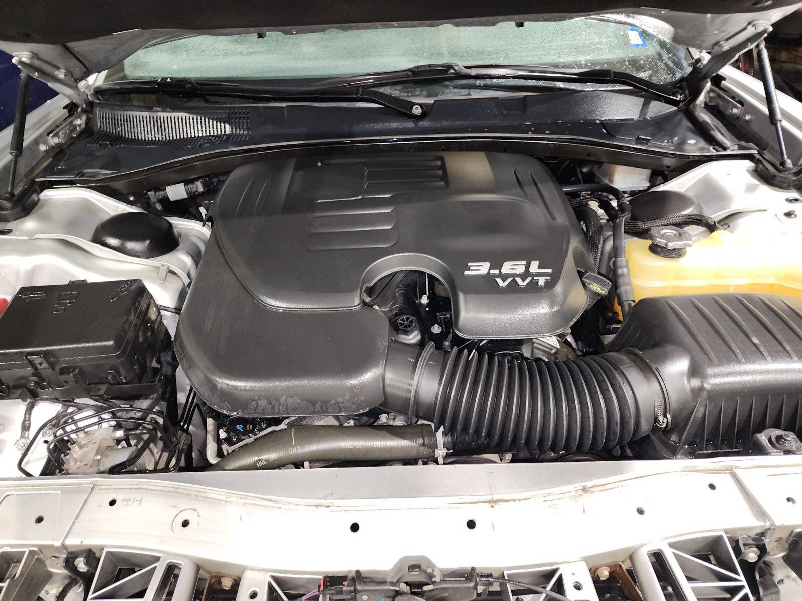 2019 DODGE CHARGER — 84771 Miles — Lot KH588180 - Marhaba Auctions Used Cars - Image 9