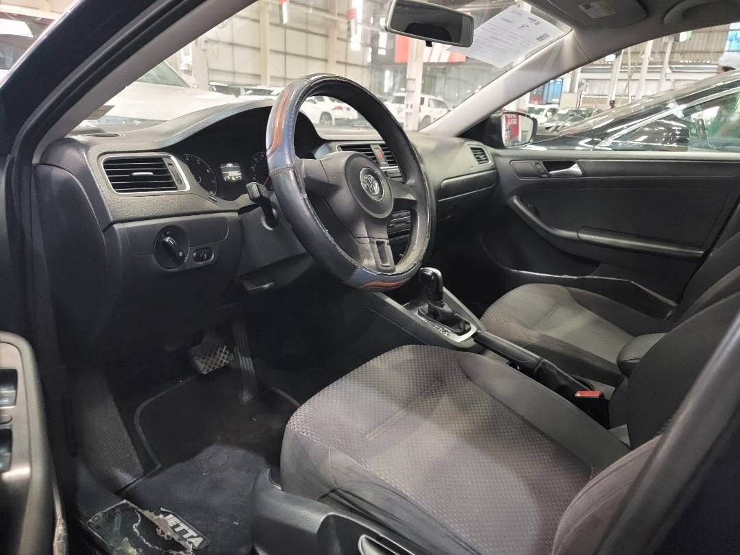 2014 VOLKSWAGEN JETTA — 223066 Miles — Lot M334355 — Main - Marhaba Auctions Used Cars - Image 6