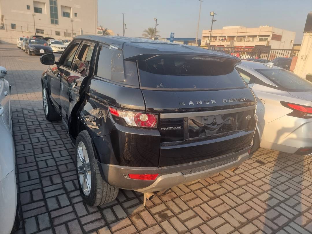 2015 LAND ROVER RANGE ROVER EVOQUE — 172852 Miles — Lot 46939 — Ind. 12 - Marhaba Auctions Used Cars - Image 4