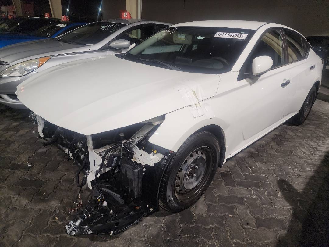 2019 NISSAN ALTIMA — 88311 Miles — Lot 64114293 - Marhaba Auctions Used Cars - Image 4