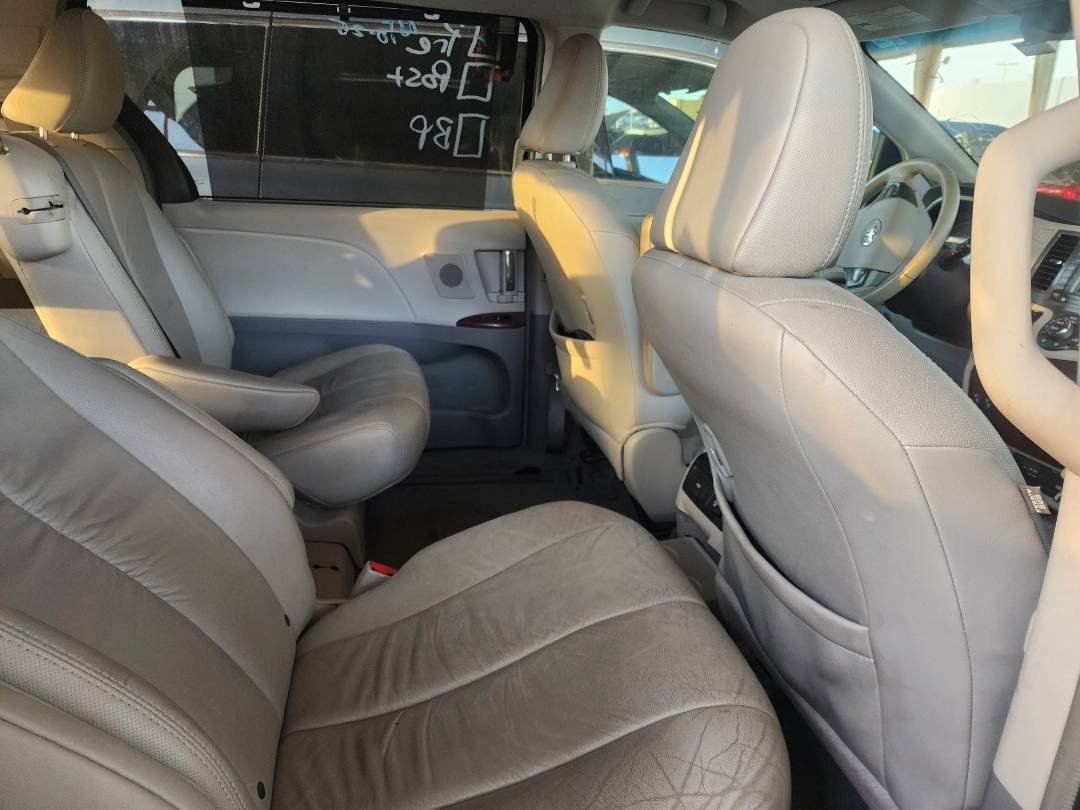 2011 TOYOTA SIENNA — 179947 Miles — Lot 75236043 - Marhaba Auctions Used Cars - Image 5