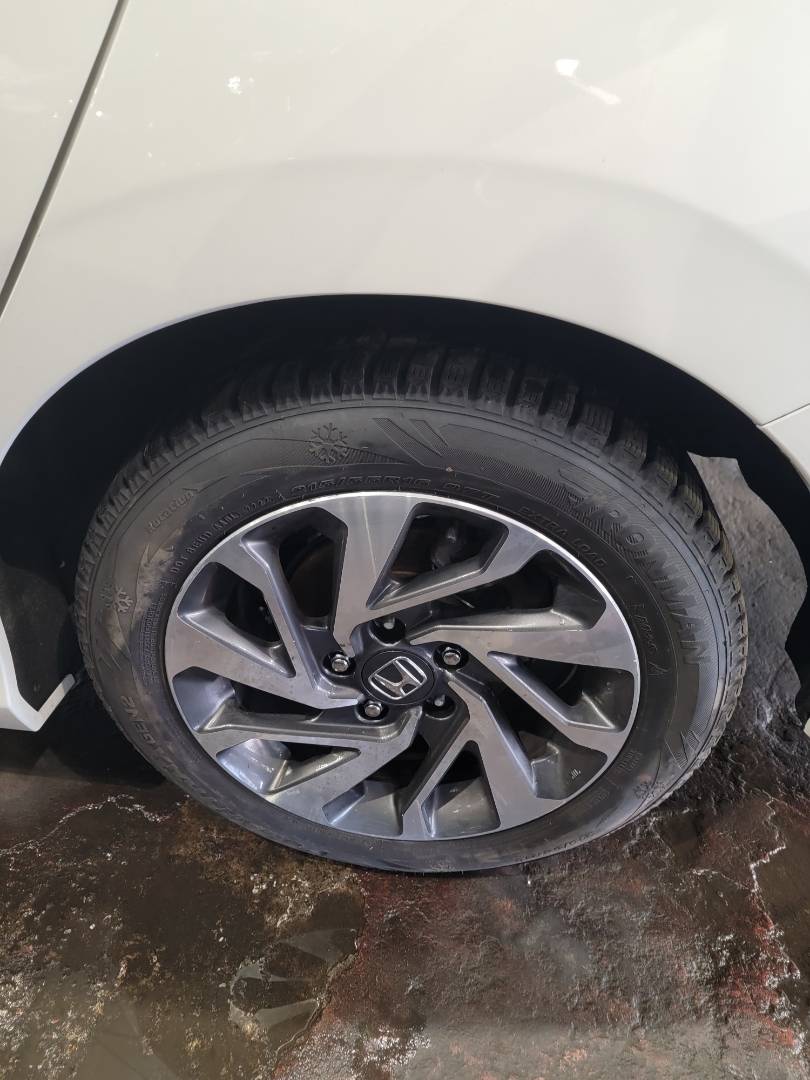2019 HONDA CIVIC — 90007 KM — Lot F76KH034610 — Main - Marhaba Auctions Used Cars - Image 9