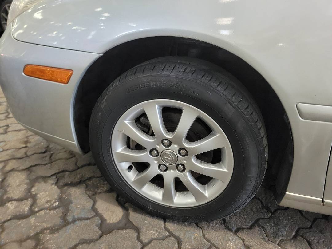 2004 LEXUS ES 330 — 321578 KM — Lot 140015681 — Main - Marhaba Auctions Used Cars - Image 11