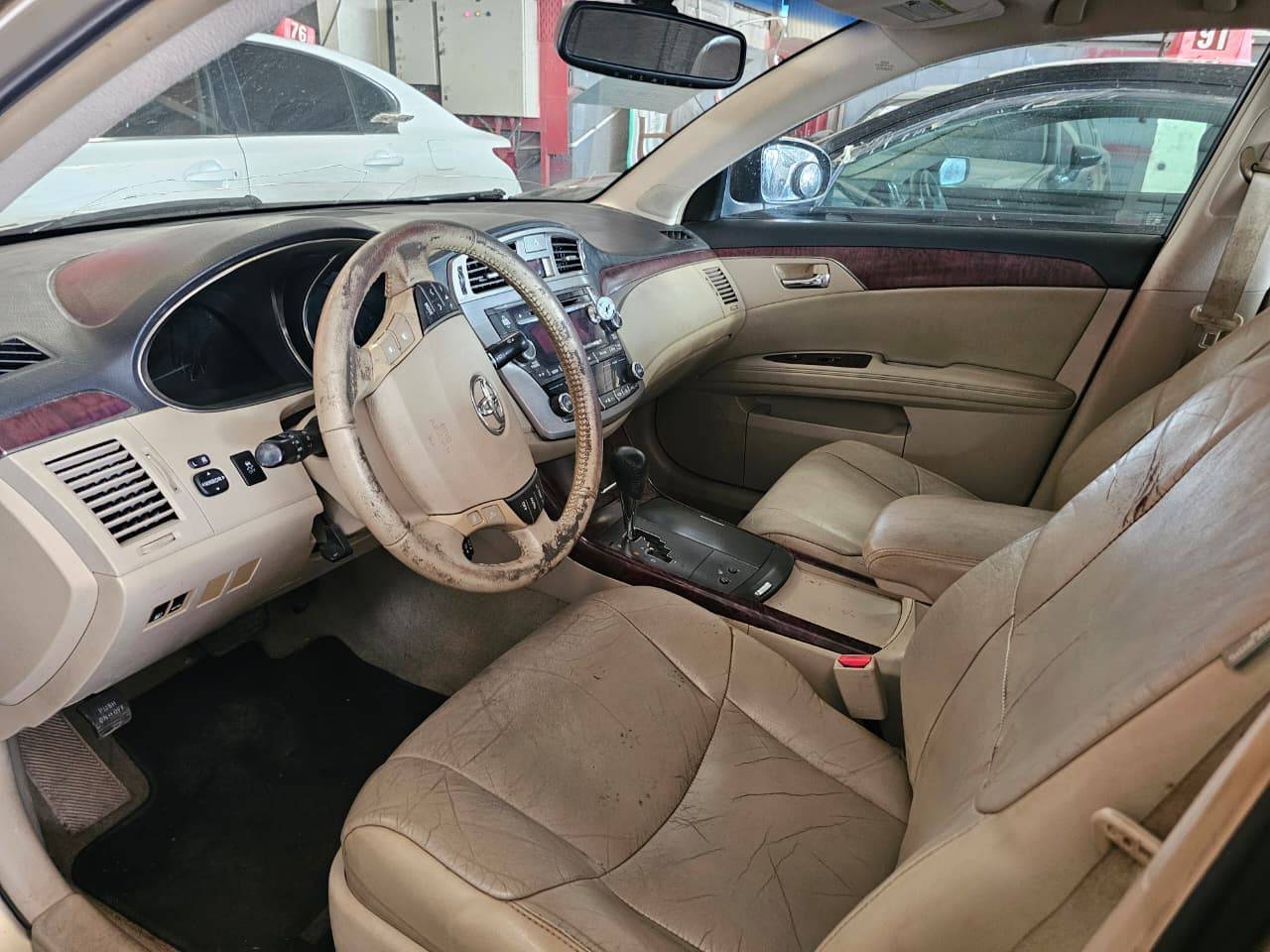 2011 TOYOTA AVALON — 203621 Miles — Lot U437154 — Main - Marhaba Auctions Used Cars - Image 7