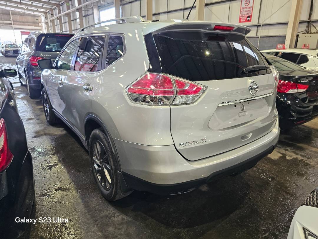 2016 NISSAN ROGUE — 134890 Miles — Lot C730014 — Main - Marhaba Auctions Used Cars - Image 3