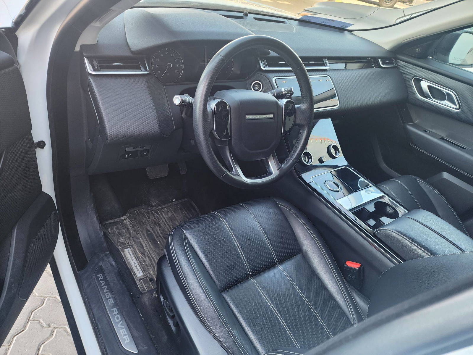 2020 LAND ROVER RANGE ROVER VELAR — 22256 Miles — Lot 290609 - Marhaba Auctions Used Cars - Image 8