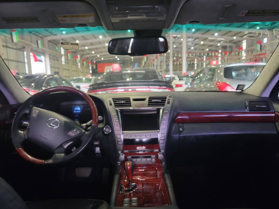 2007 LEXUS LS 460 — 305836 KM — Lot X75007391 — Main - Marhaba Auctions Used Cars - Image 8