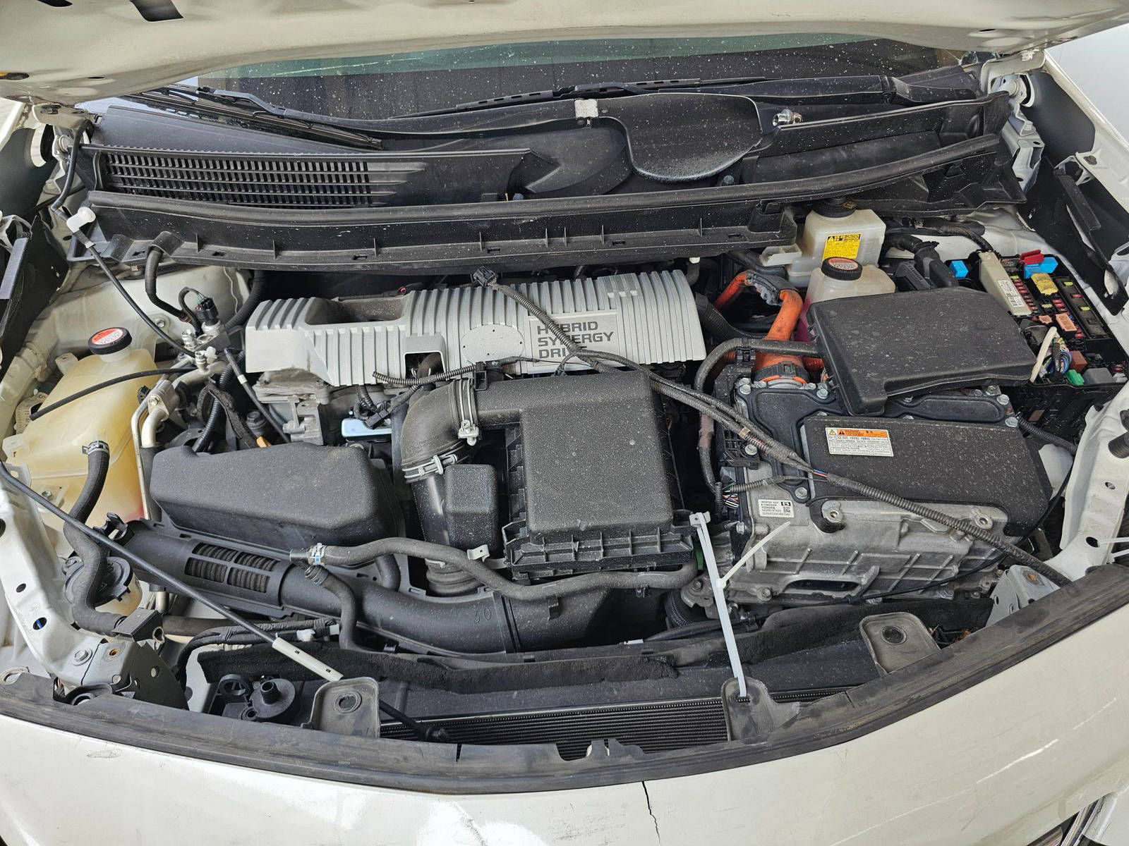 2014 TOYOTA PRIUS V — 116541 Miles — Lot 215478 — Souq - Marhaba Auctions Used Cars - Image 10