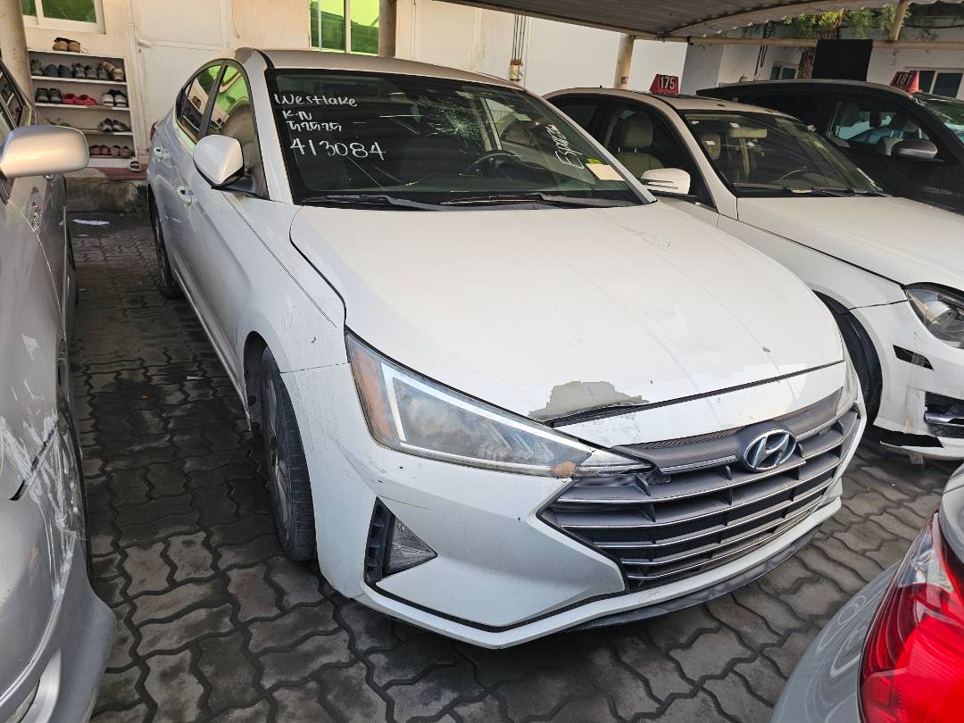 2019 HYUNDAI ELANTRA — 126032 Miles — Lot 3328036 — Ind. 12 - Marhaba Auctions Used Cars - Image 4