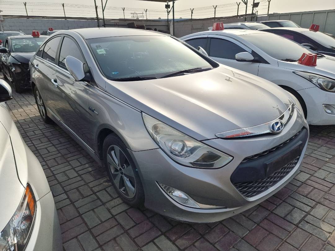 HYUNDAI SONATA 2012 - Marhaba Auction Used Cars - Image 3