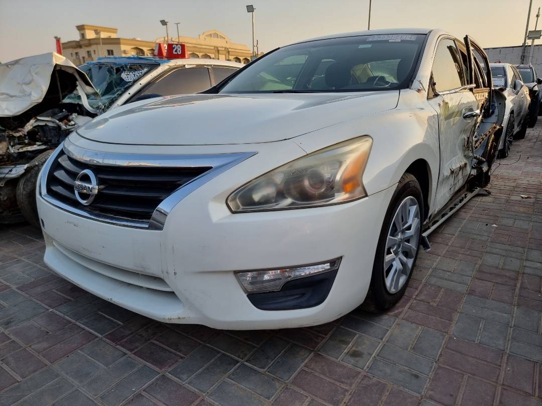 2013 NISSAN ALTIMA — 224500 Miles — Lot 587586 - Marhaba Auctions Used Cars - Image 3