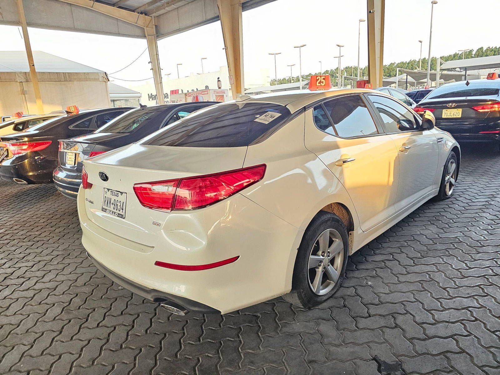 2015 KIA OPTIMA — Lot G505990 — Souq - Marhaba Auctions Used Cars - Image 3