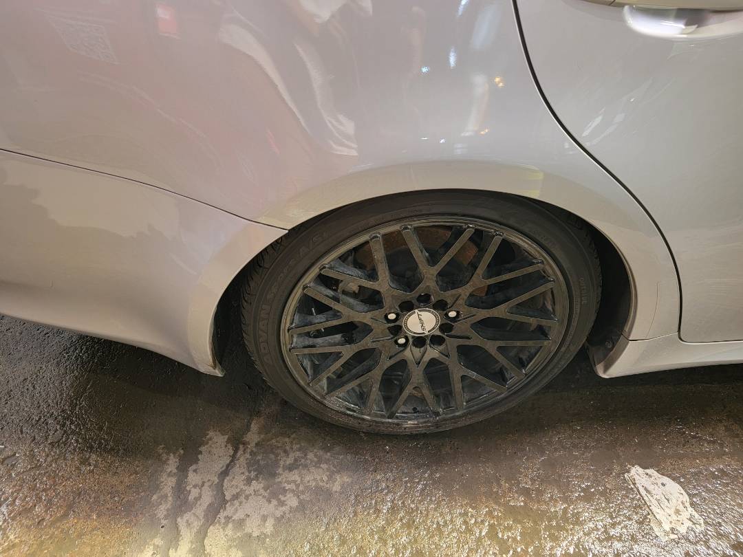 2009 LEXUS IS 250 — 82874 Miles — Lot 71732793 - Marhaba Auctions Used Cars - Image 4
