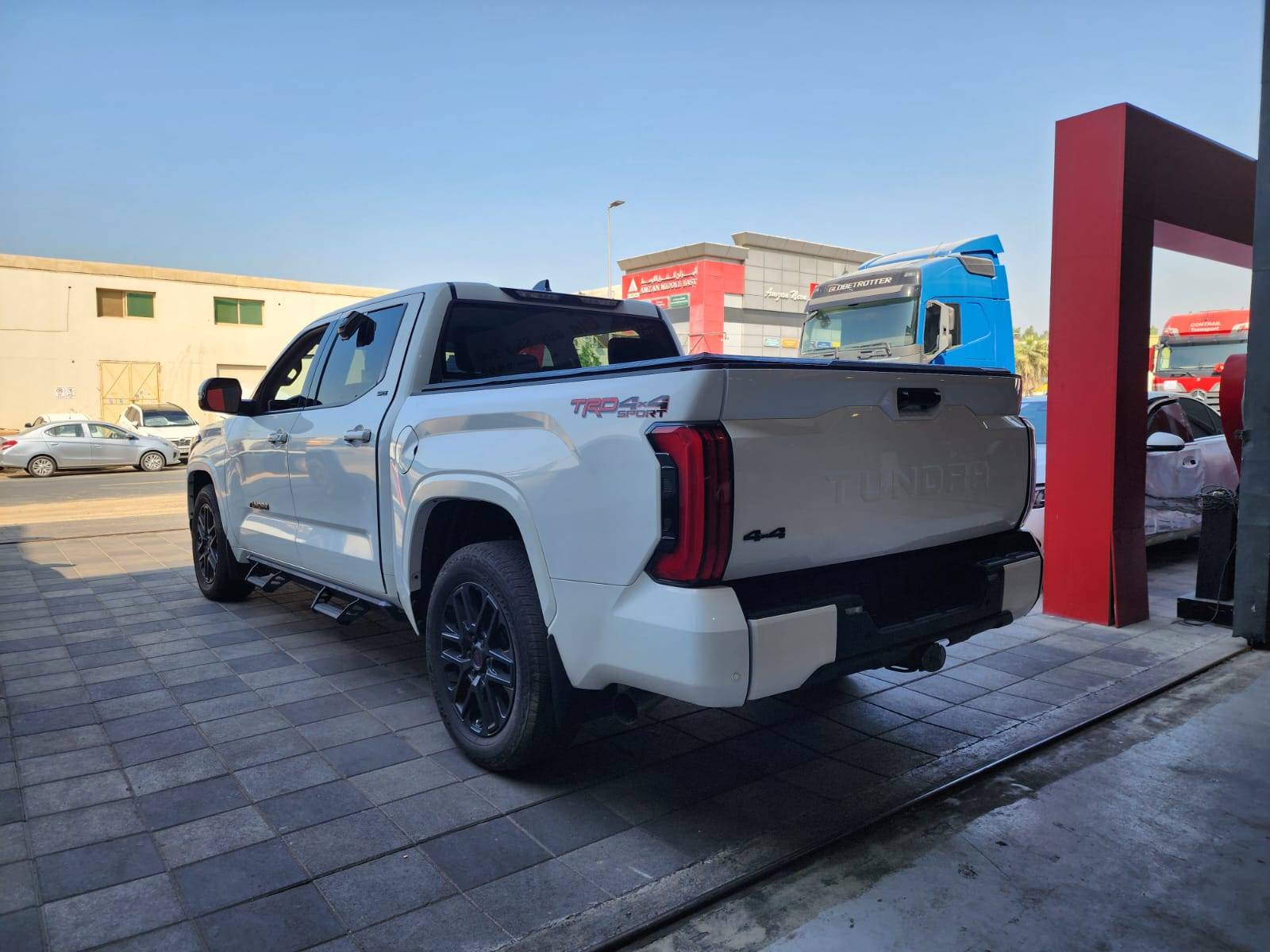 2022 TOYOTA TUNDRA — 38705 KM — Lot 61367804 — Main - Marhaba Auctions Used Cars - Image 6