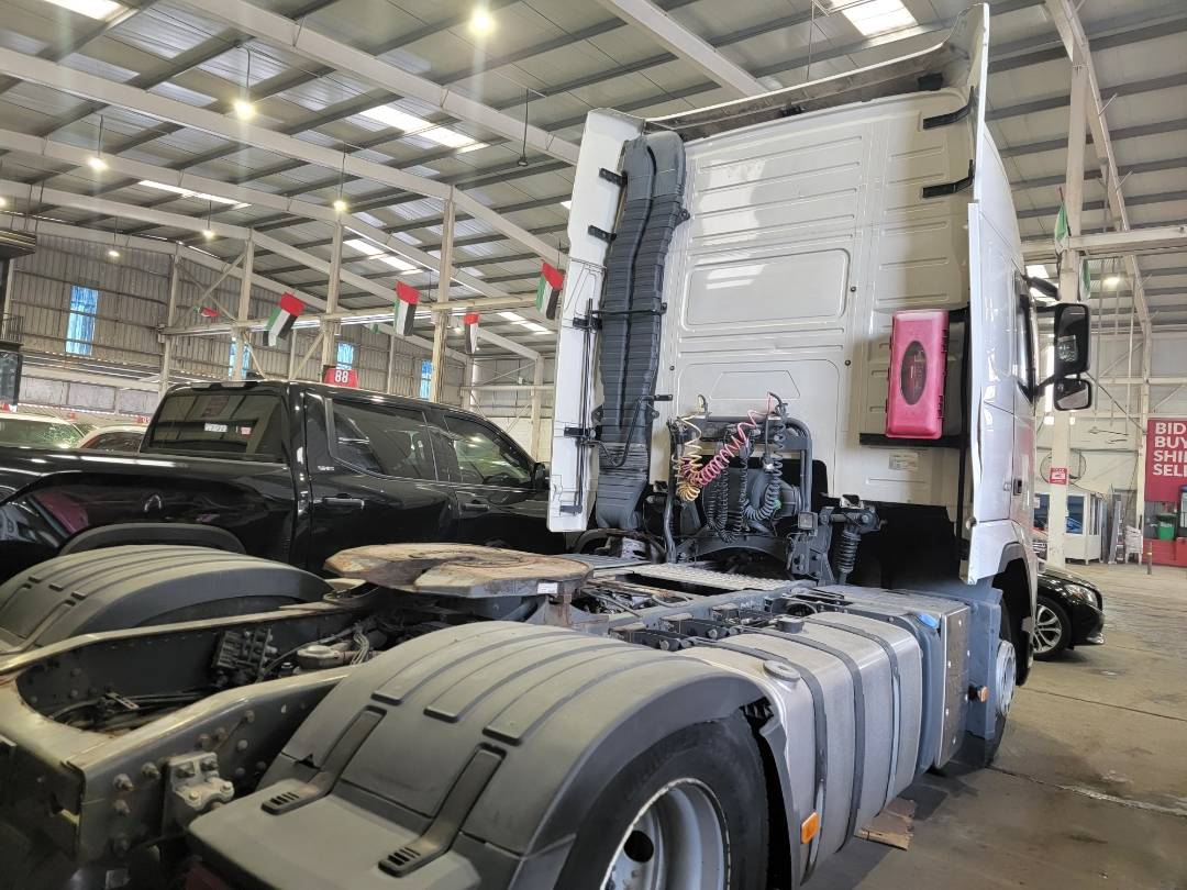 2012 VOLVO FH-Series — 890825 KM — Lot 0CB626294 — Main - Marhaba Auctions Used Cars - Image 3