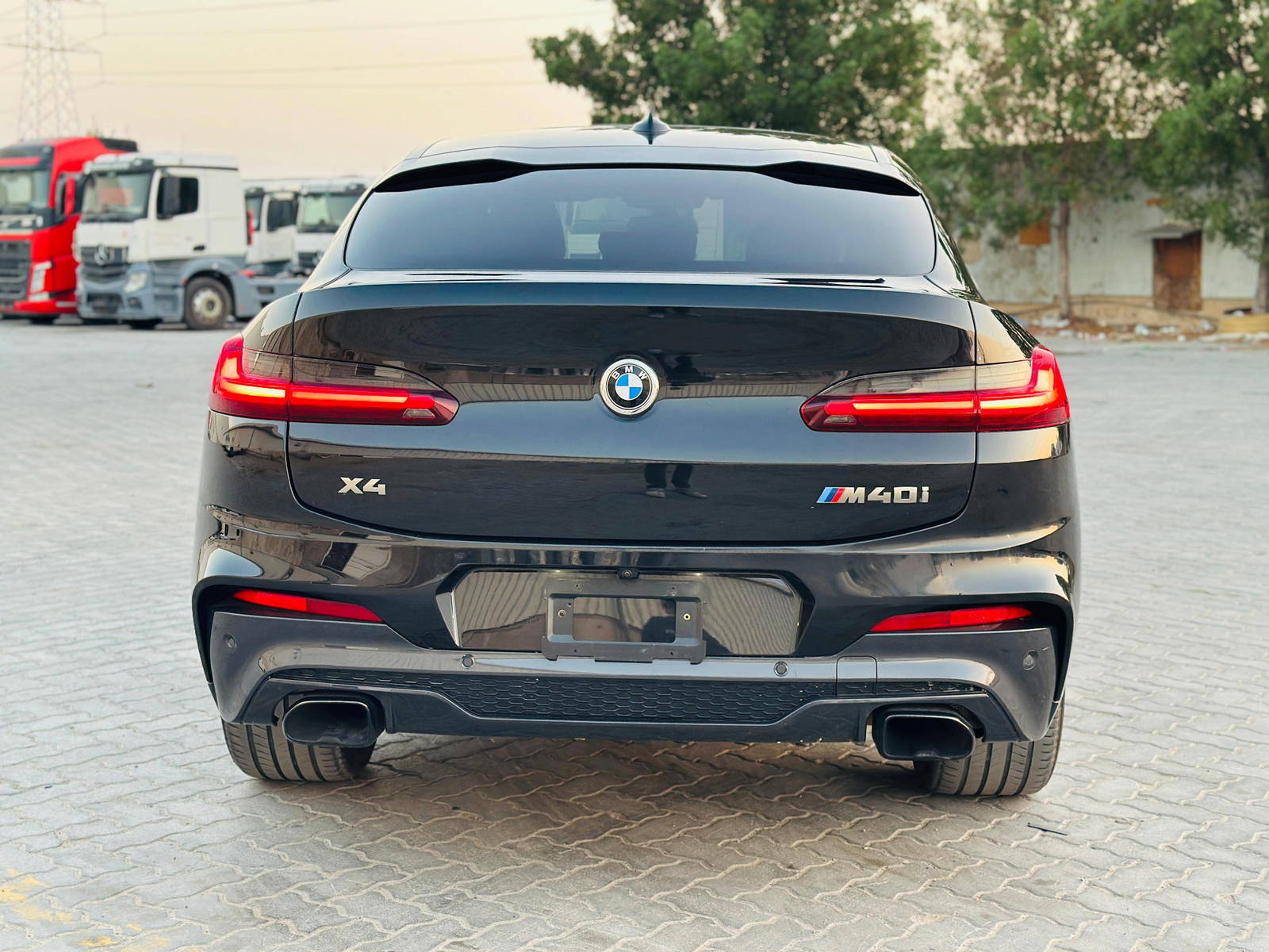 2020 BMW X4 M40i — 54477 KM — Lot 09772 — Al Quoz - Marhaba Auctions Used Cars - Image 8